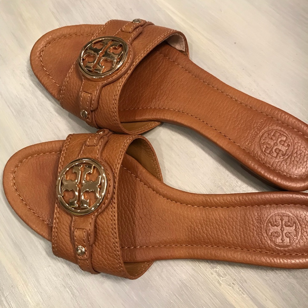 Tory Burch Size 8 Leather Slides Mules